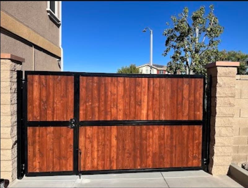 AAV Custom Gates & Fences
