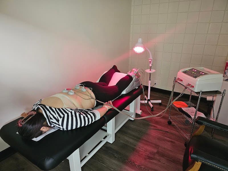 ONE HEALTHCARE CLINIC - CHIROPRACTIC & ACUPUNCTURE