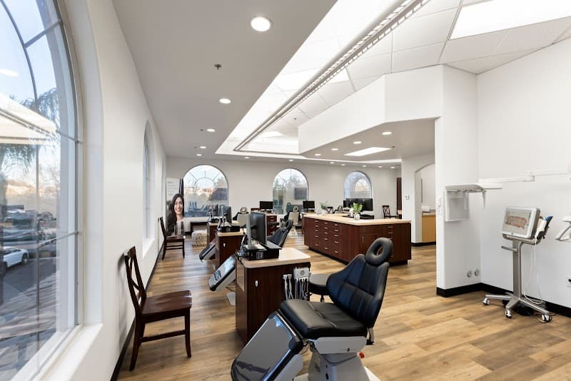PESH ORTHODONTICS, MURRIETA