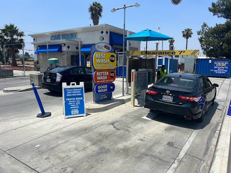 Sud's Up Express Car Wash