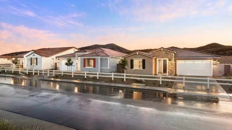 Trellis at Cimarron Ridge by Del Webb